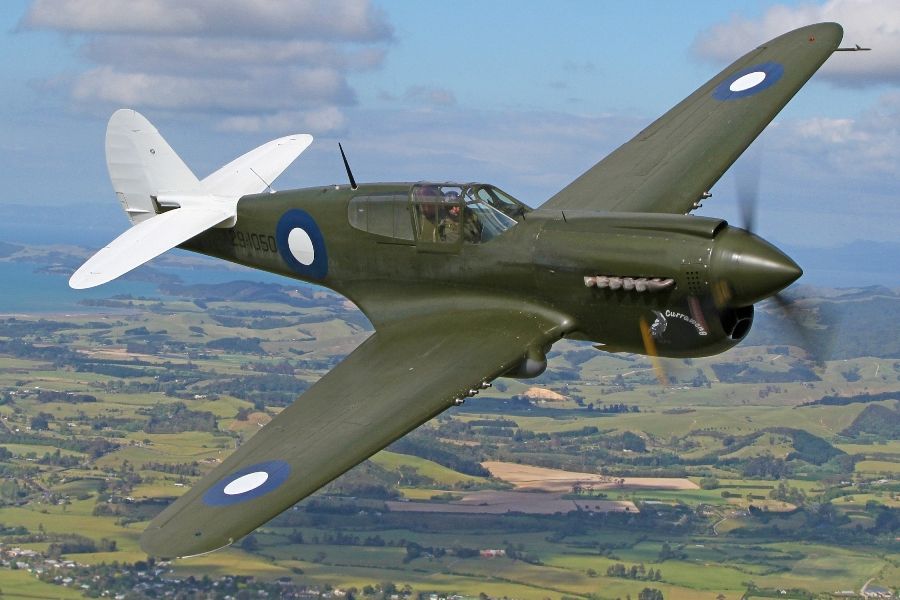P-40 Kittyhawk Parkers.jpg