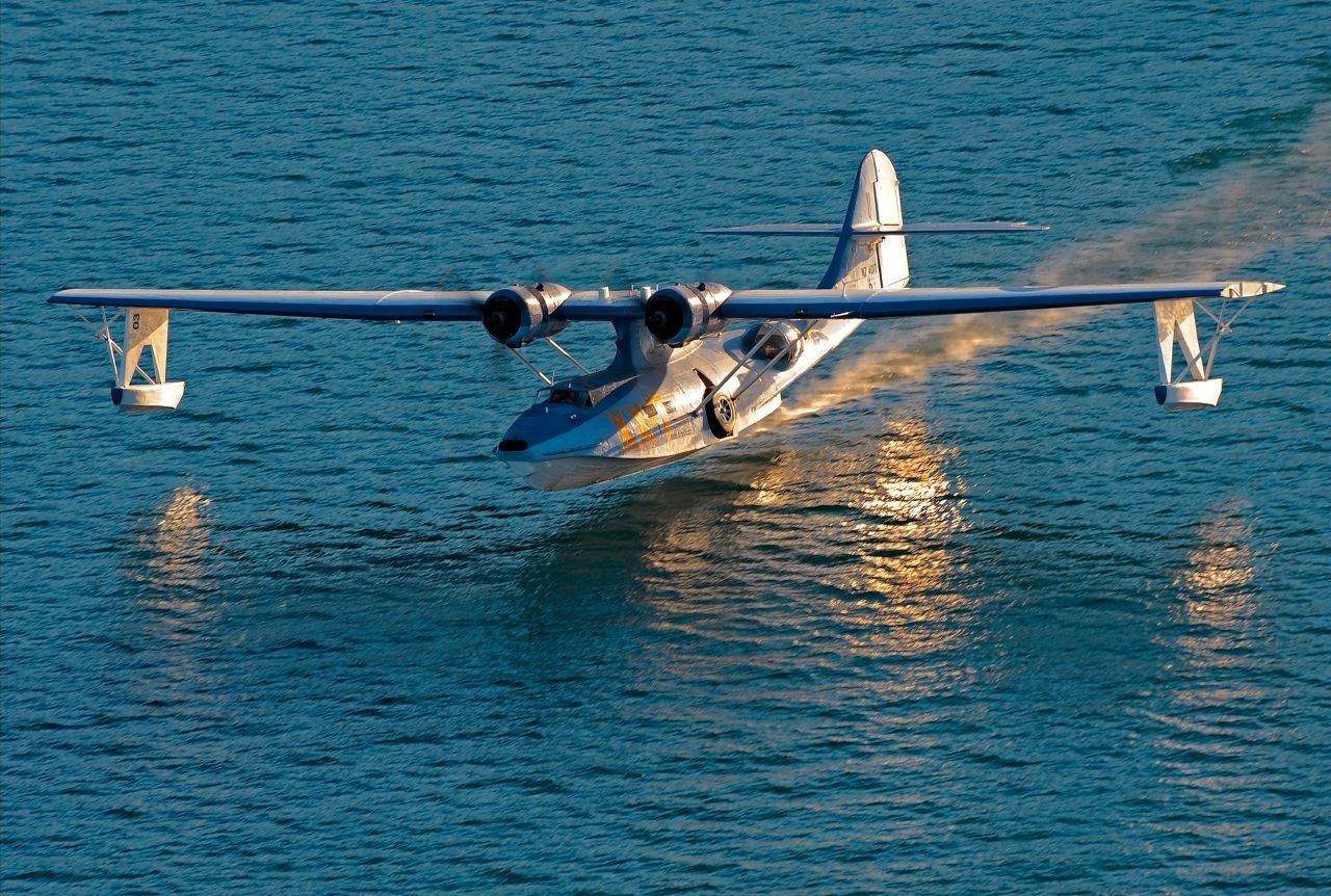 Catalina 2012 cr Philip Makanna.jpg