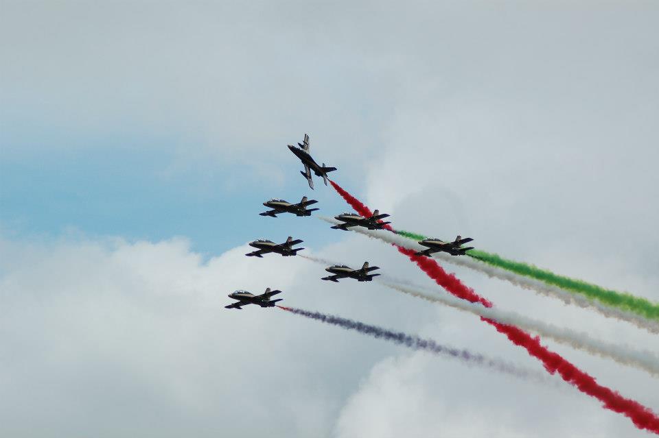 Al Fursan Display RIAT 2012.jpg