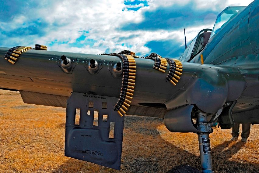 P-40 Kittyhawk guns cr Philip Makanna.jpg
